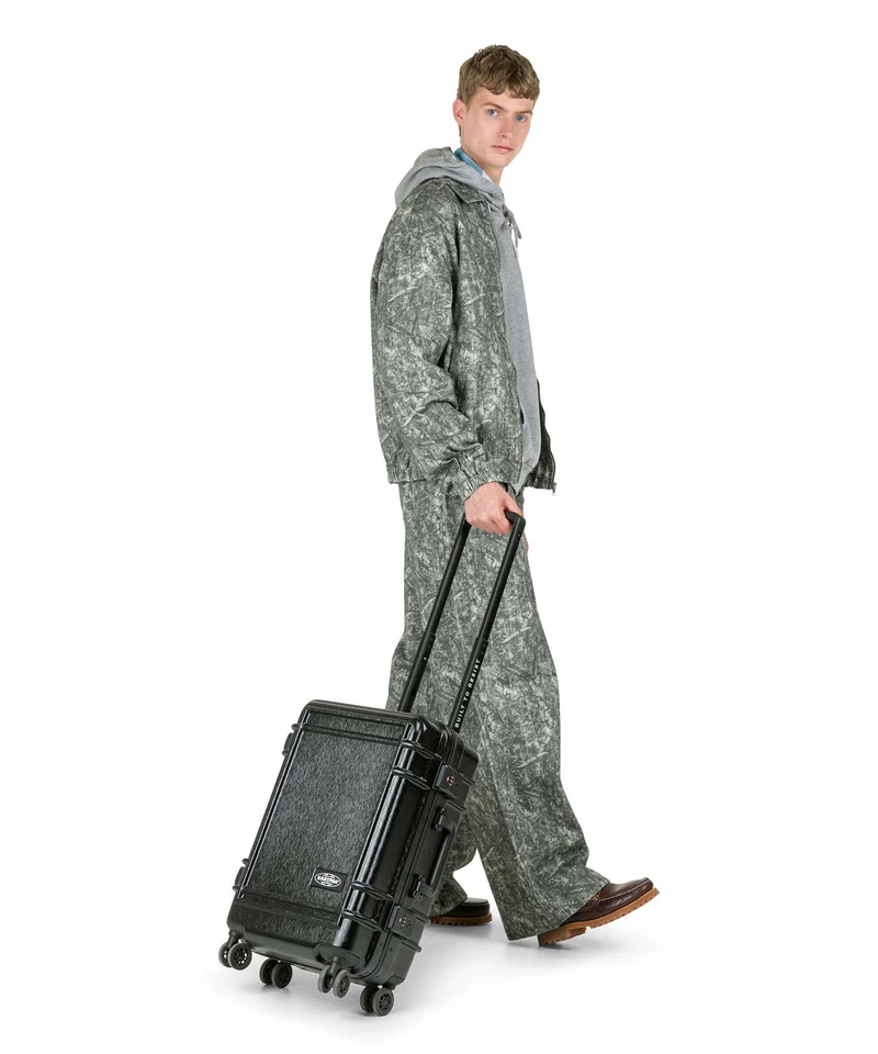 Eastpak Resist'R Case Valise 4 roues brushed black