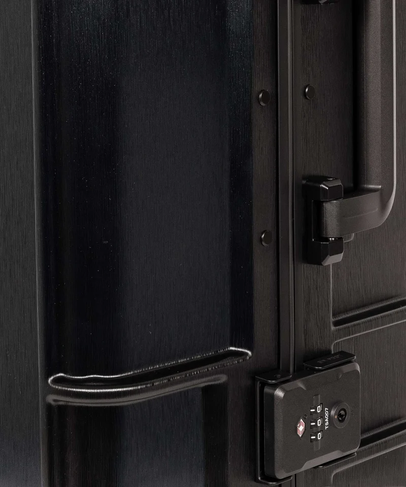 Eastpak Resist'R Case Valise 4 roues brushed black