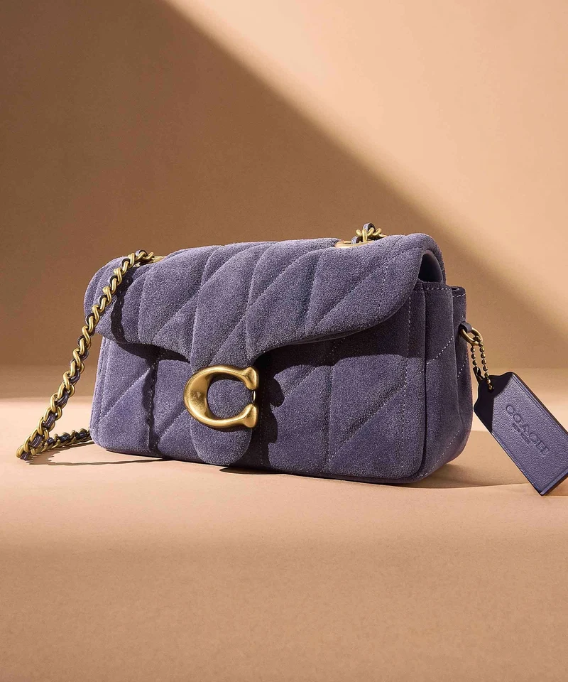 Coach Tabby Quilted 20 Sac porté épaule light denim
