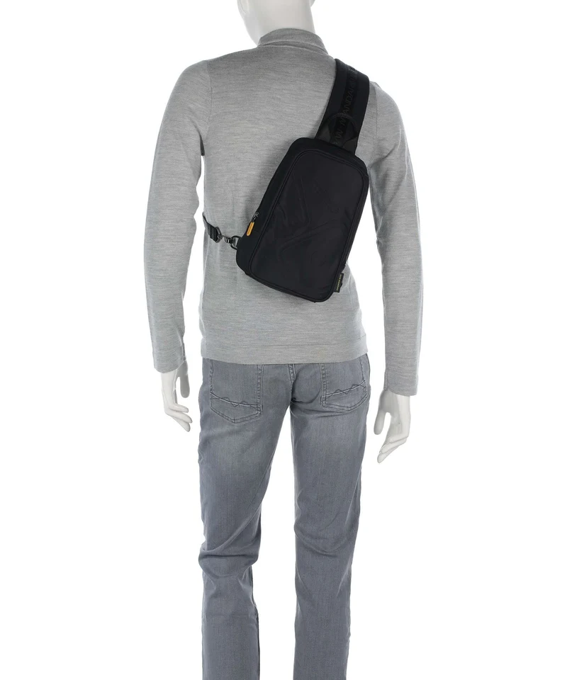 Mandarina Duck MD Urban Sac sling black