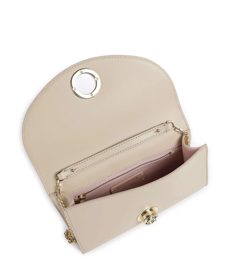Coccinelle Nikla Smooth Sac bandoulière sandshell