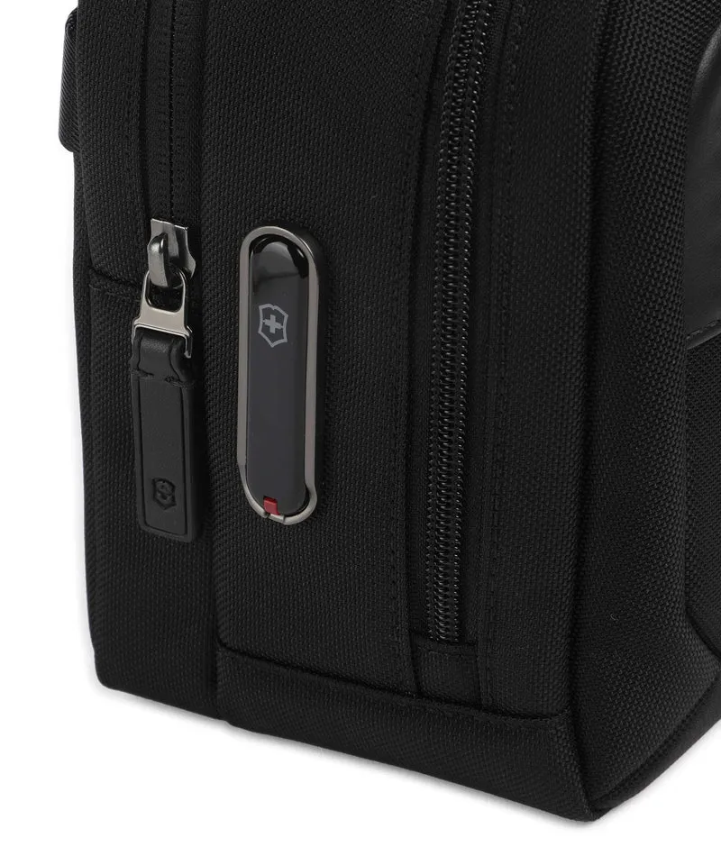 Victorinox Mythic Trousse de toilette black