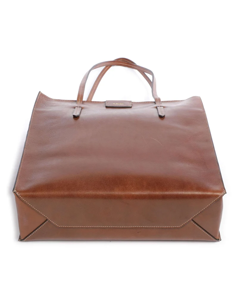 Giudi Romina Cabas brown