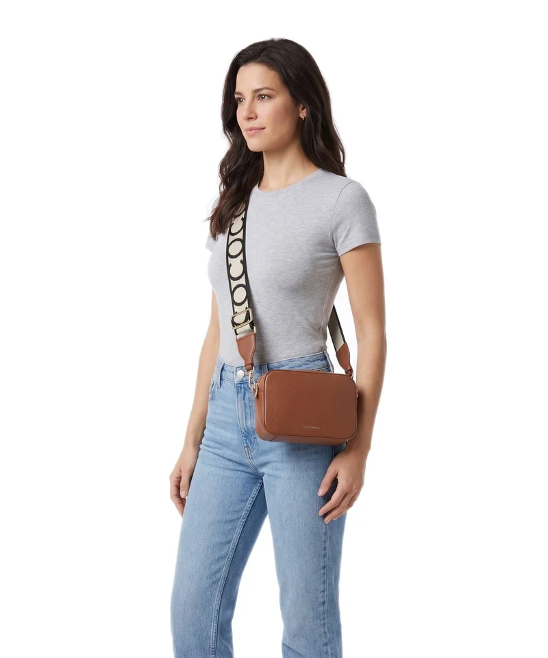 Coccinelle Tebe Sac bandoulière cognac
