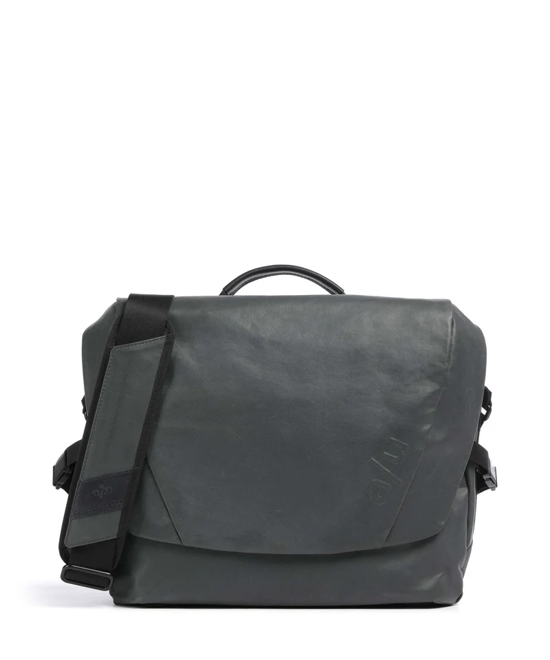 Aunts & Uncles Japan Yamakuni Sac messager volcanic ash