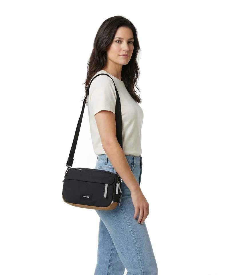 Pacsafe Go Sac bandoulière jet black