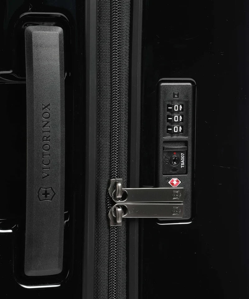 Victorinox Airox Medium Valise 4 roues black