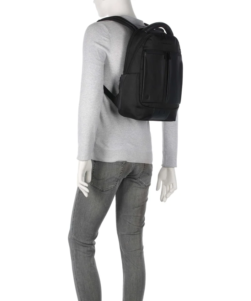 Piquadro S136 Sac à dos black