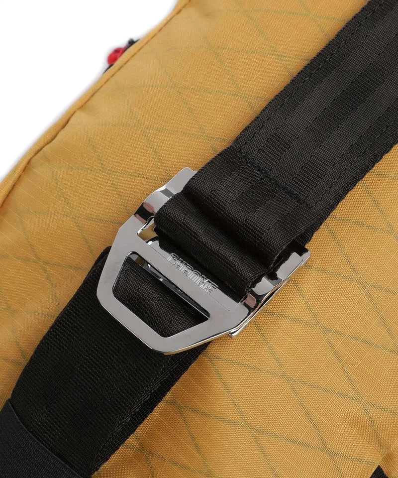 Chrome Heritage Tensile Sac sling amber