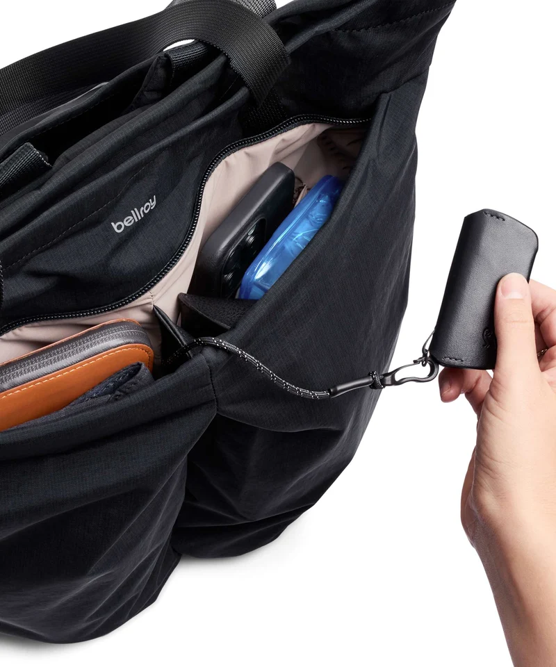 Bellroy Lite 18 Sac à main porté dos black