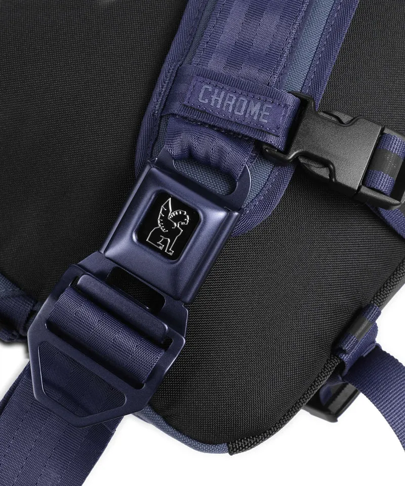 Chrome Kadet Max Sac sling indigo