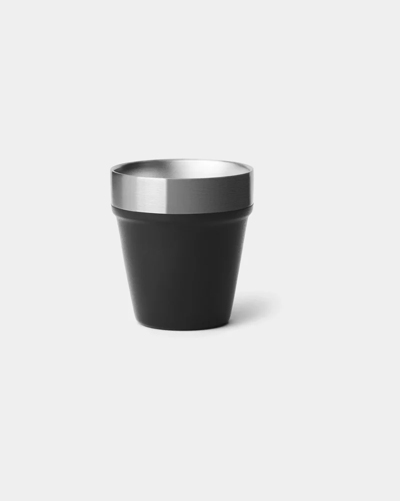 Verres à shot inox isolés Yeti 48ml à personnaliser