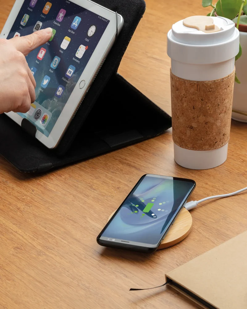 Chargeur sans fil 5W rond en bambou à personnaliser