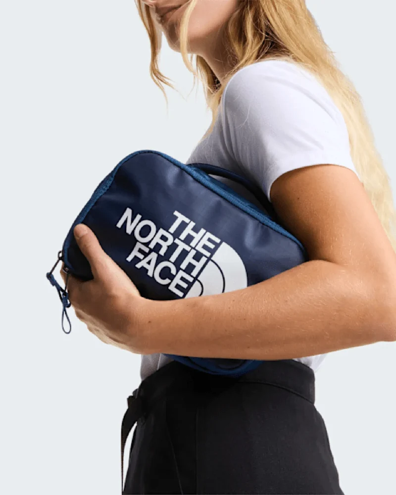 Trousse de toilette recyclée The North Face Voyager à personnaliser