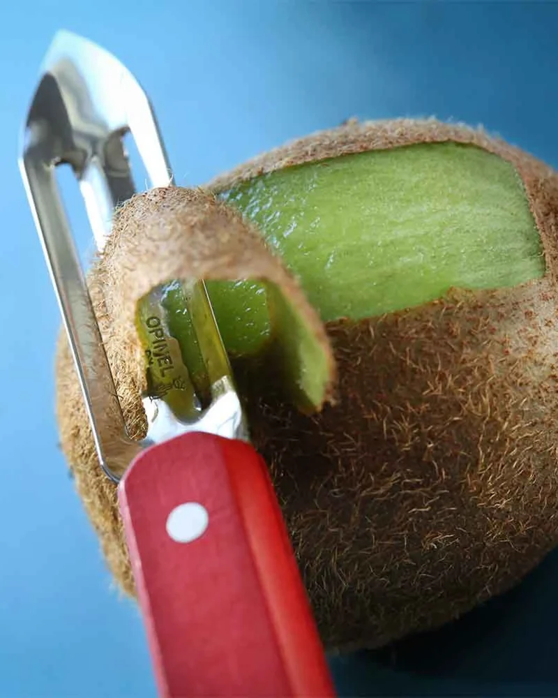 Eplucheur à tomate dentelé Opinel à personnaliser