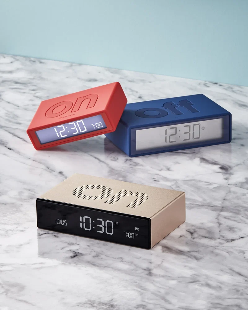 Réveil aluminium Lexon Flip Premium à personnaliser