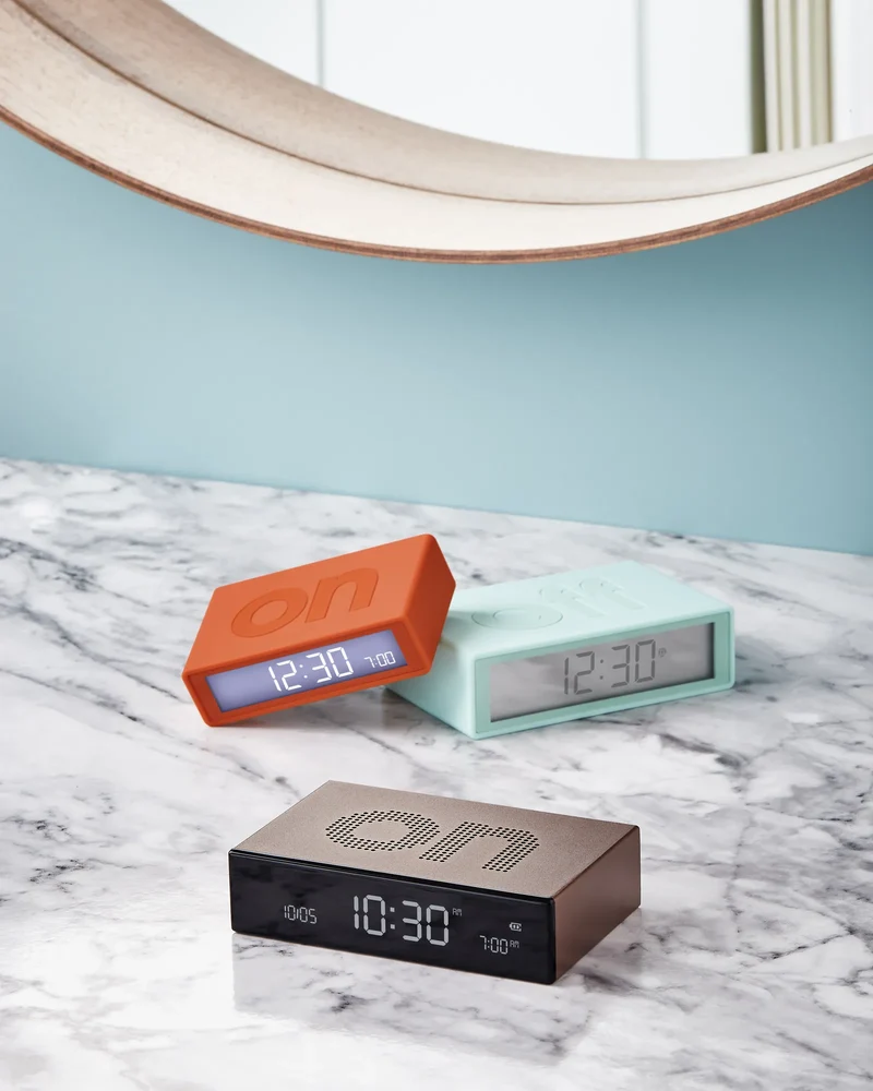 Réveil aluminium Lexon Flip Premium à personnaliser