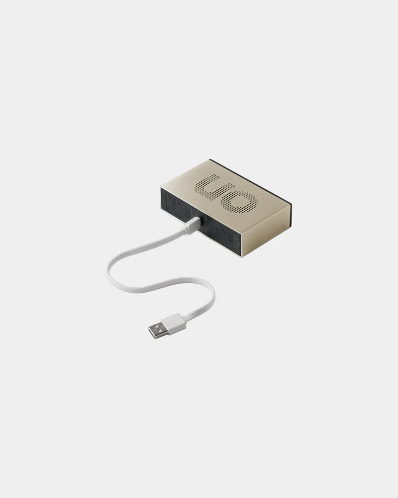 Réveil aluminium Lexon Flip Premium à personnaliser