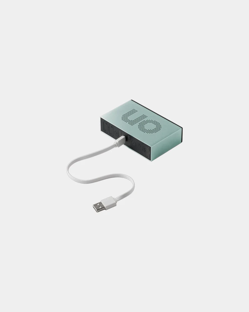 Réveil aluminium Lexon Flip Premium à personnaliser