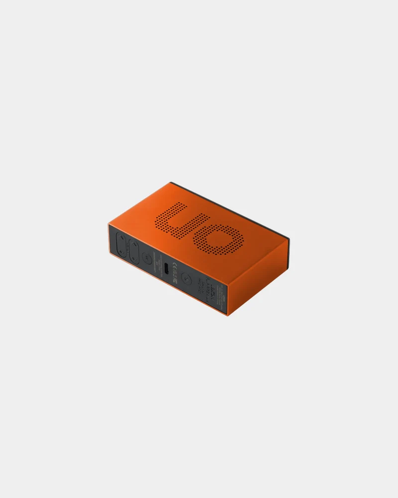 Réveil aluminium Lexon Flip Premium à personnaliser