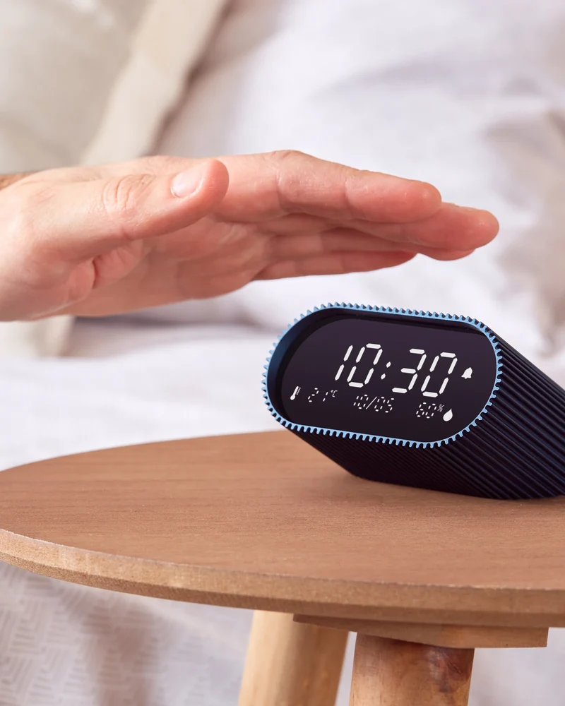 Lampe-réveil aluminium Lexon Ray Clock à personnaliser