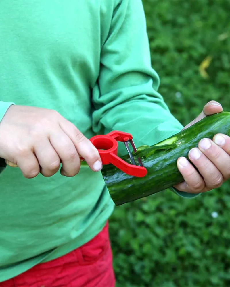 Eplucheur enfant acier inoxydable Opinel Le Petit Chef à personnaliser
