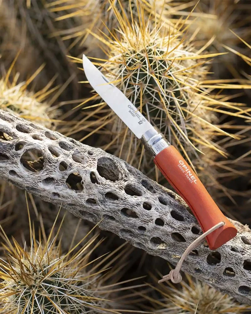 Couteau acier inoxydable Opinel N°06 Baroudeur à personnaliser