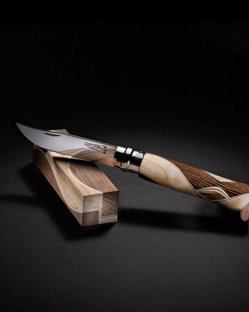 Couteau acier inoxydable Opinel N°08 Chaperon à personnaliser