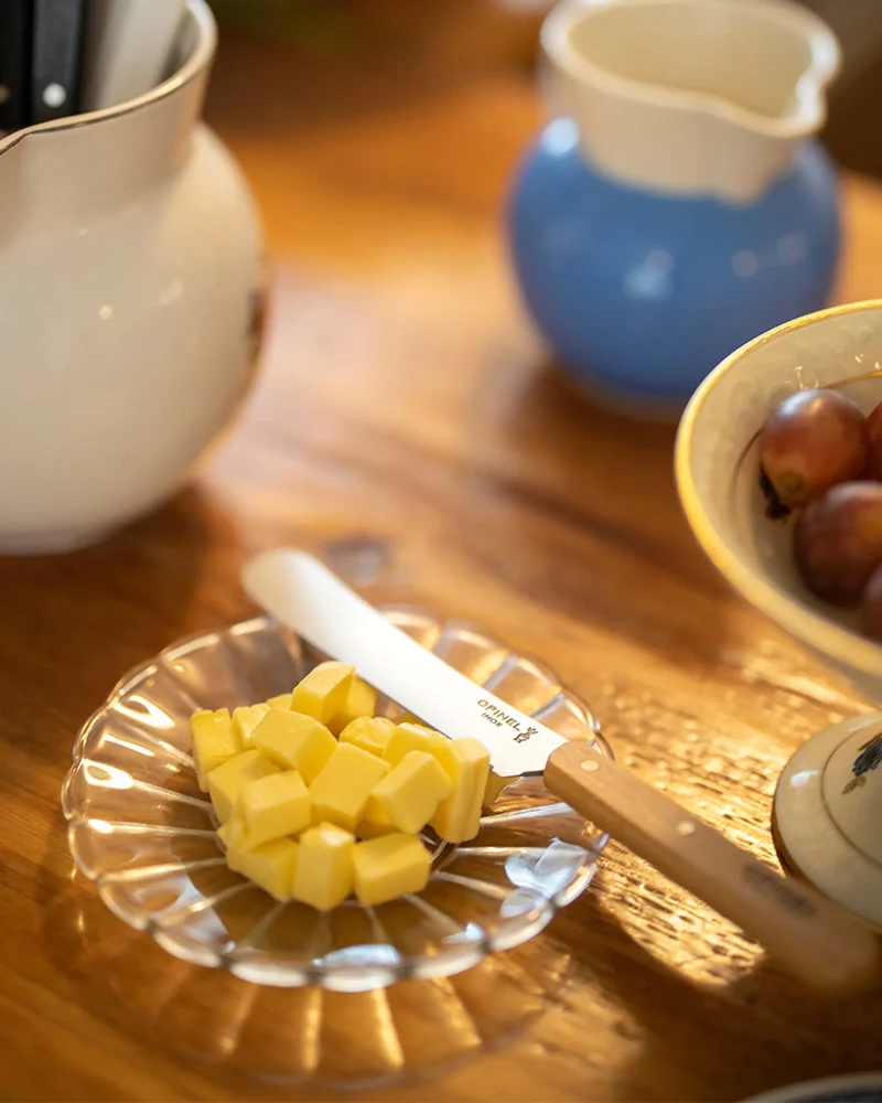 Couteau Petit-déjeuner Hêtre acier inoxydable Opinel à personnaliser