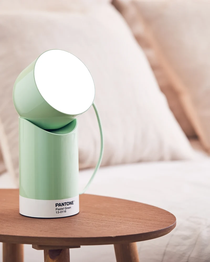 Lampe LED portable Lexon Orbe Light à personnaliser