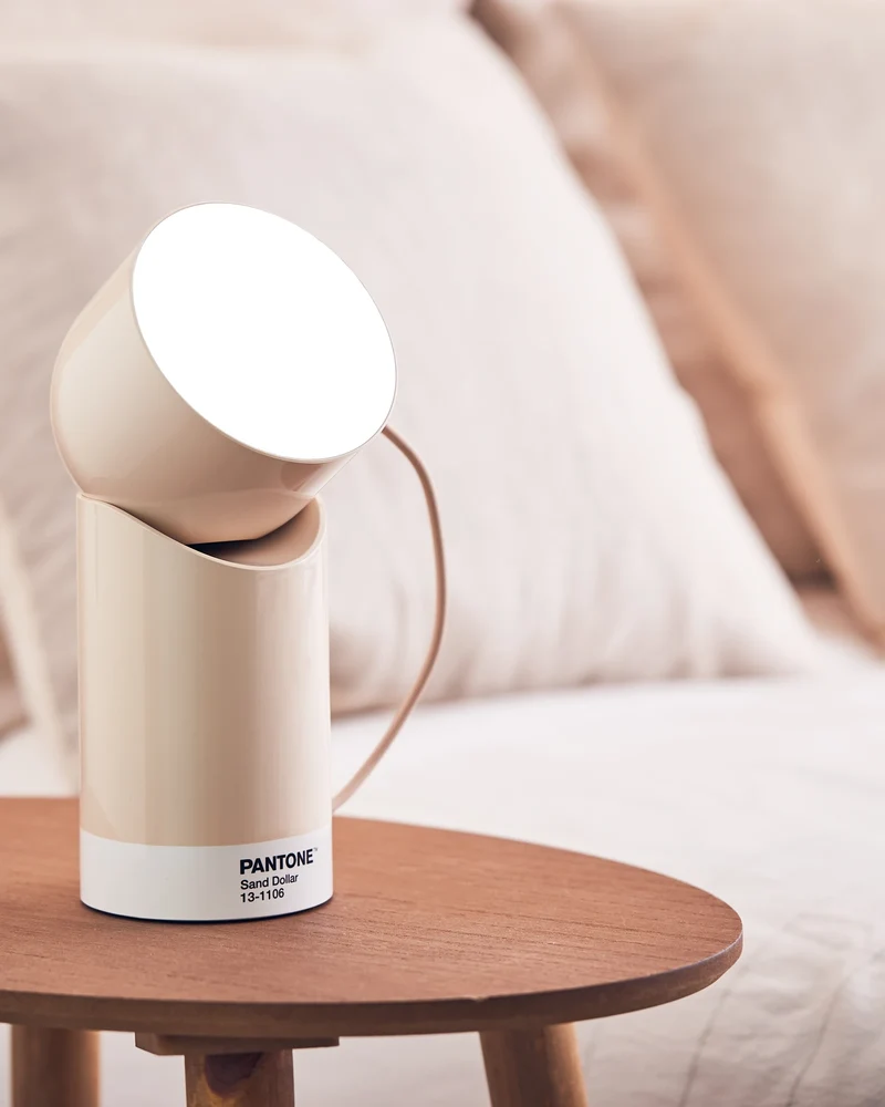 Lampe LED portable Lexon Orbe Light à personnaliser