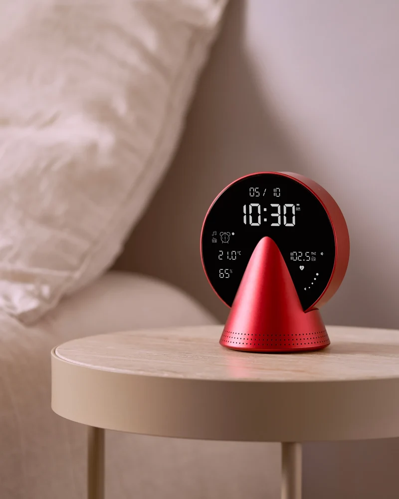 Radio-réveil Bluetooth aluminium Lexon Conic à personnaliser