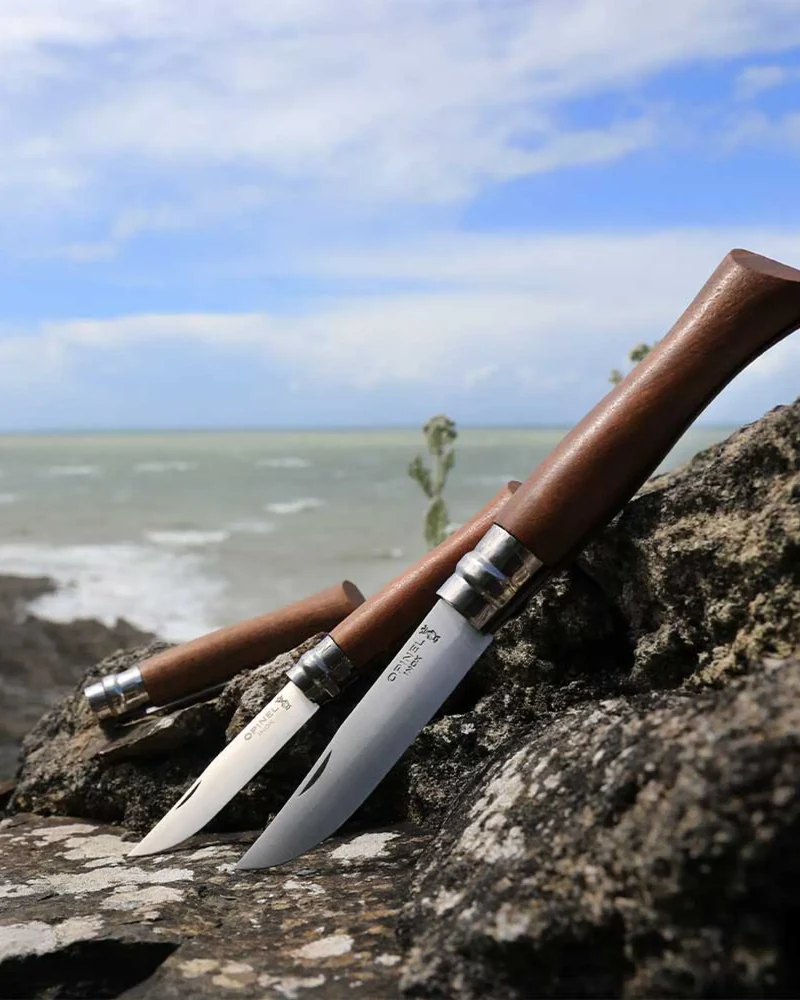 Couteau acier inoxydable Opinel N°09 Chêne à personnaliser