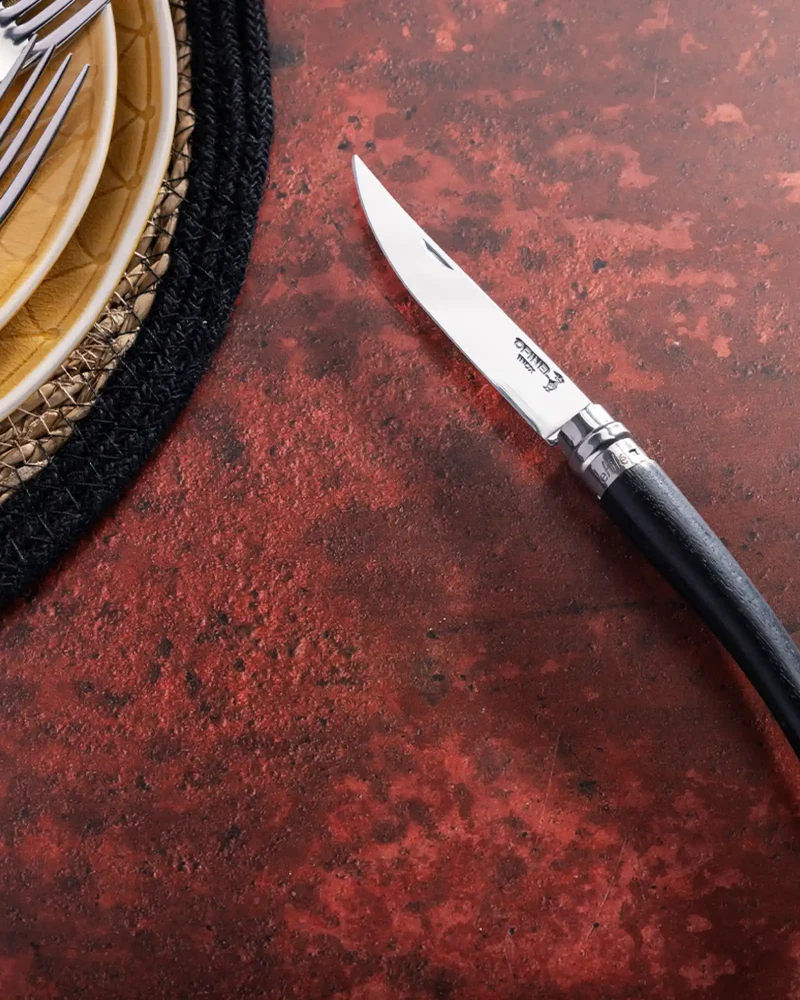 Couteau inox Opinel Effilé 8 Hêtre à personnaliser