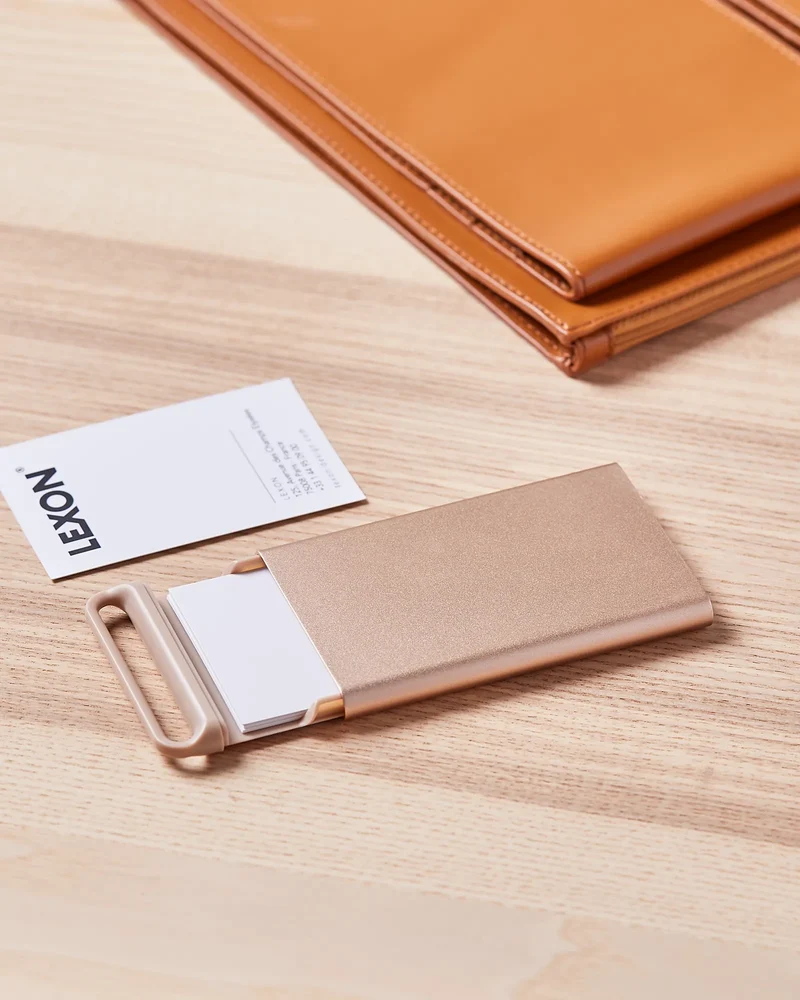 Étui aluminium Lexon Nomaday Card à personnaliser