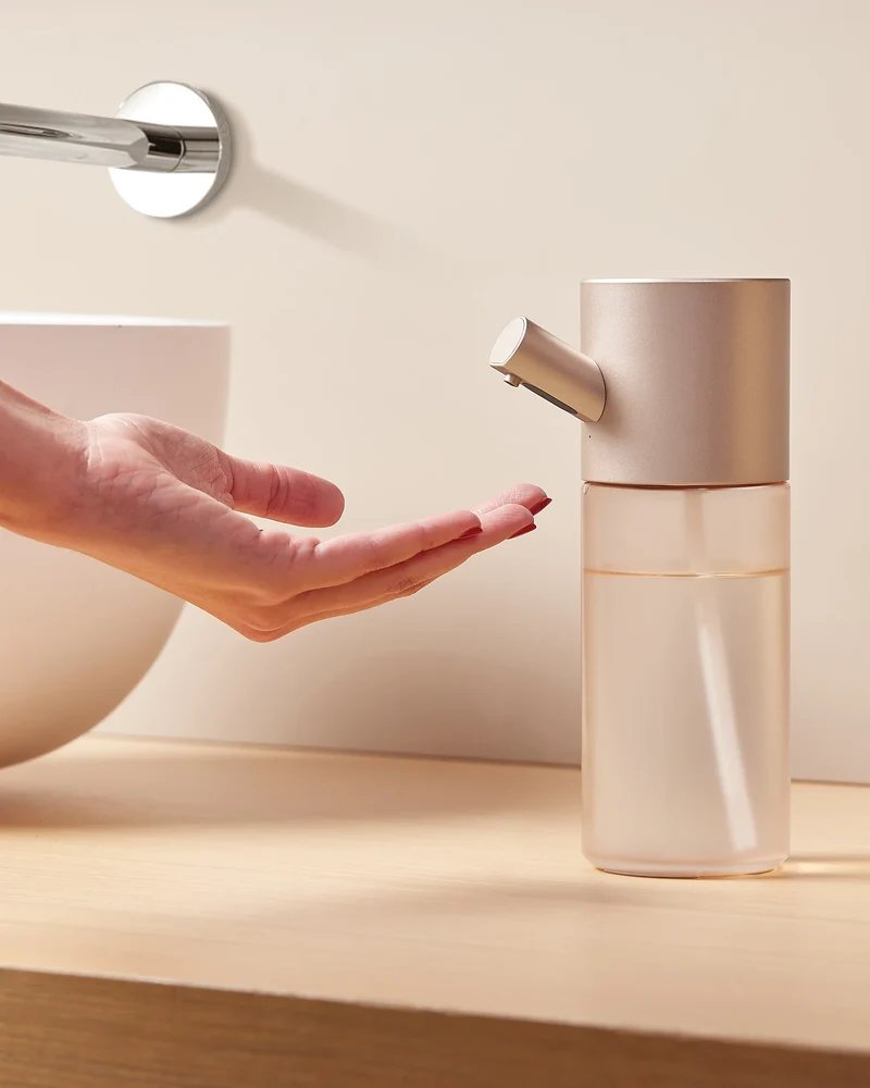 Distributeur automatique aluminium Lexon Horizon à personnaliser
