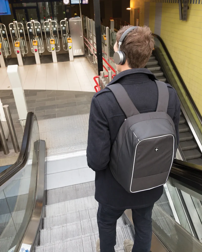 Sac à dos antivol rPET 15,6" à personnaliser