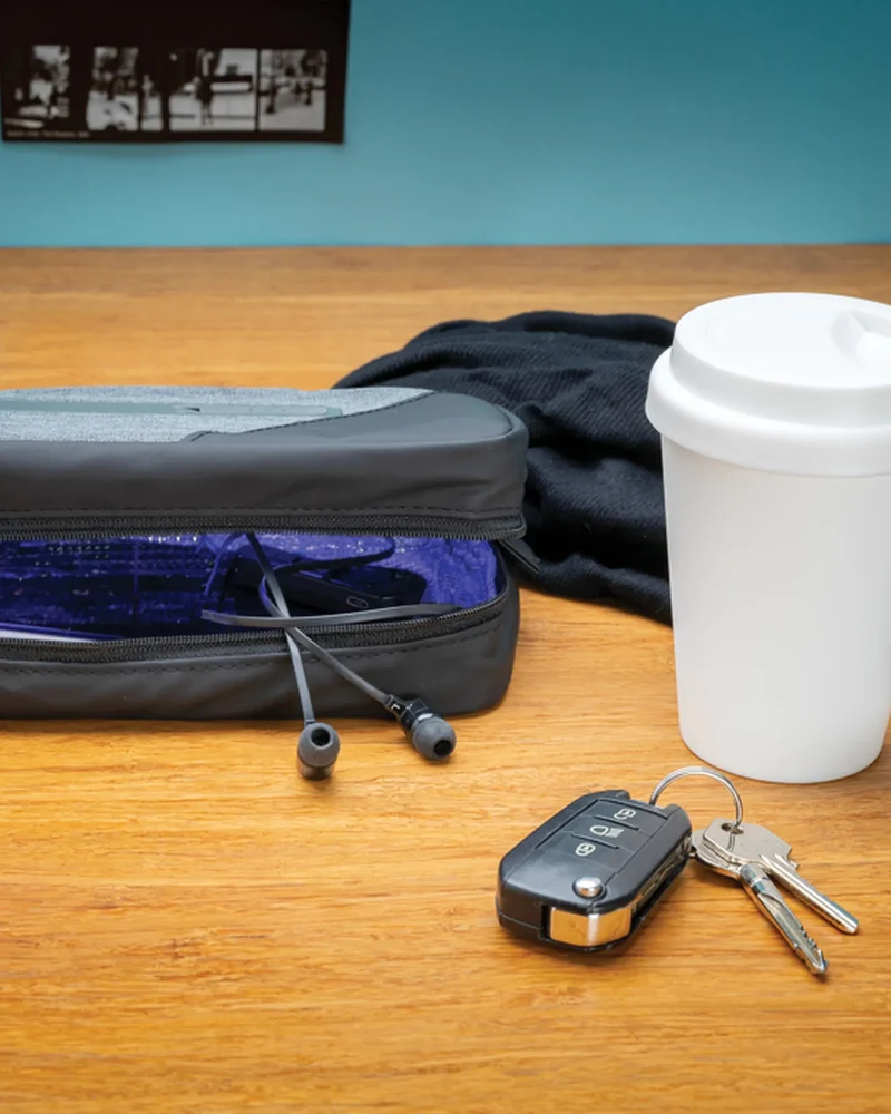 Pochette de stérilisation UV-C portable à personnaliser