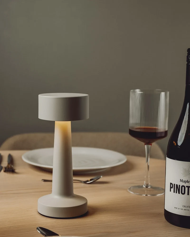 Lampe en ABS recyclé Vinga Maris à personnaliser