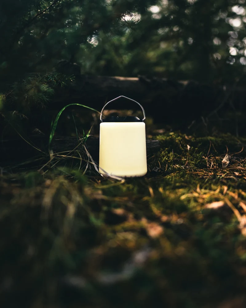 Lampe de table en plastique recyclé IPX4 à personnaliser