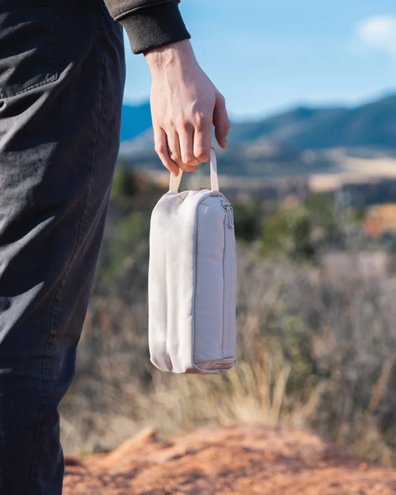 Trousse de toilette rPET AWARE™ Armond à personnaliser