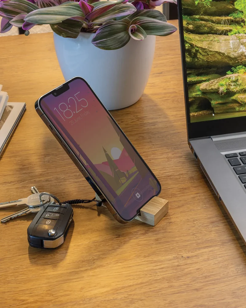 Support téléphone en bambou à personnaliser