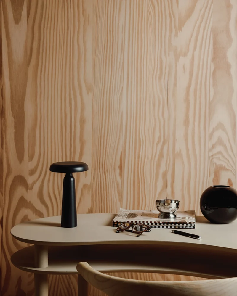 Lampe de table métal ABS recyclé Vinga Avery à personnaliser