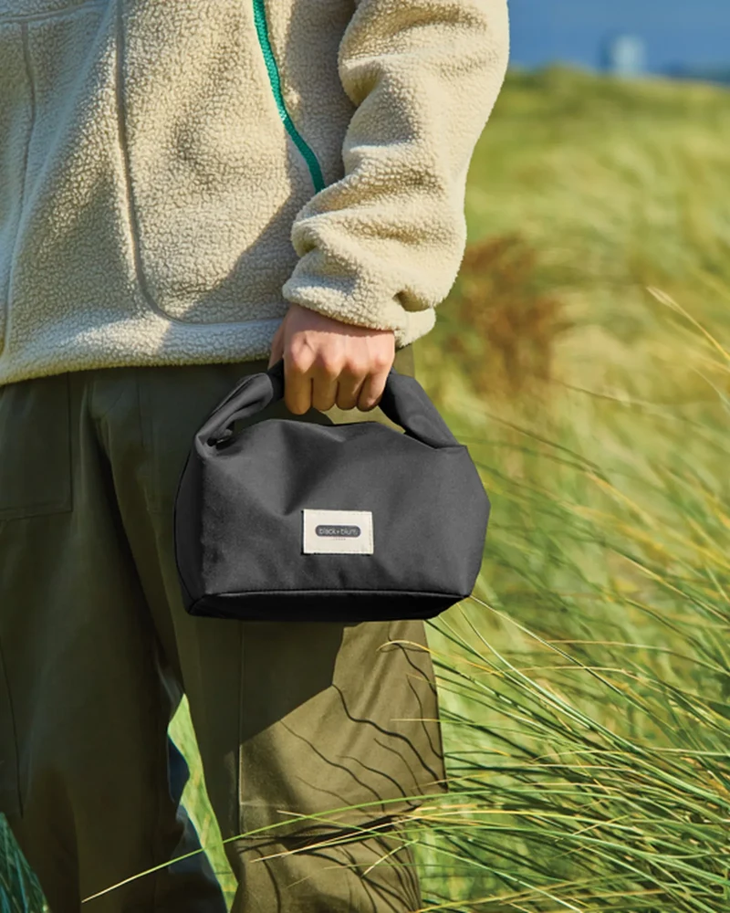 Sac lunch isotherme rPET Black + Blum 6,7L à personnaliser