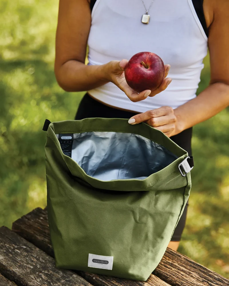 Sac lunch isotherme rPET Black + Blum 6,7L à personnaliser
