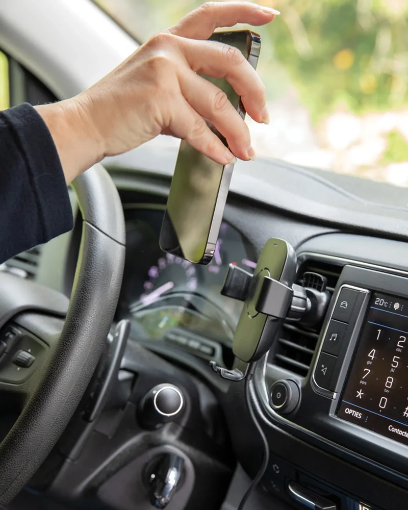 Support voiture chargeur sans fil recyclé RCS à personnaliser
