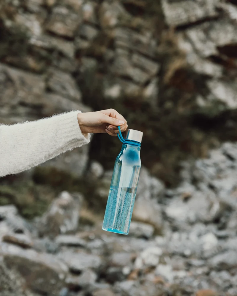 Bouteille d'eau RPET Vinga Lean 800ml à personnaliser