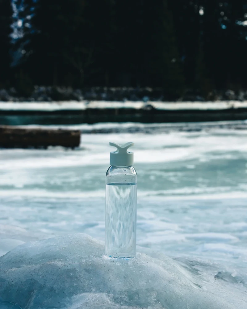 Bouteille d'eau recyclée rPET 650ml à personnaliser