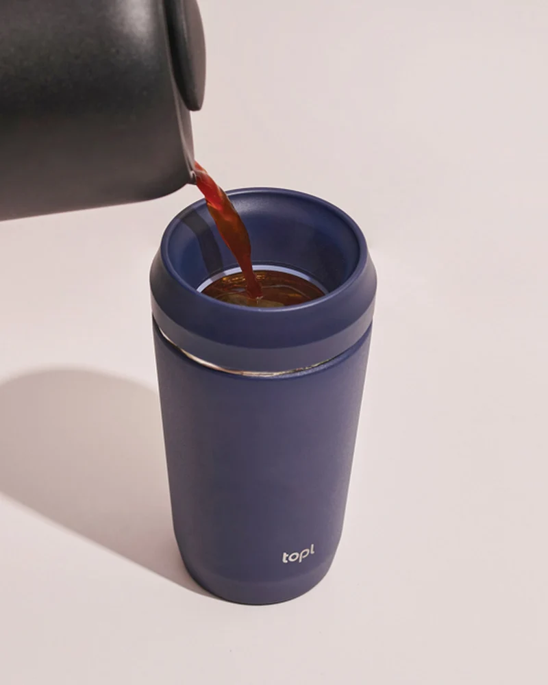 Mug 354 ml avec couvercle 360 en acier recyclé à personnaliser