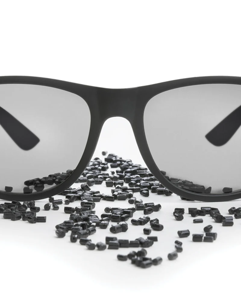 Lunettes de soleil en PC recyclé GRS à personnaliser